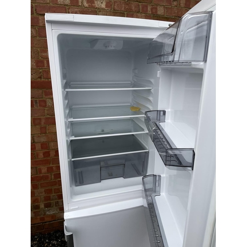 324 - A blomberg upright fridge freezer