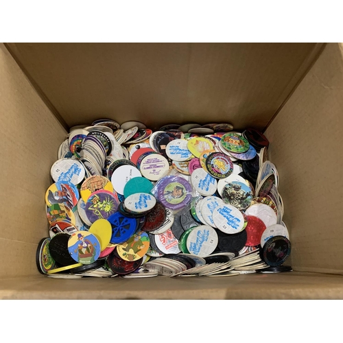 464 - Approx 1000 mostly Warrington POG Collectors discs