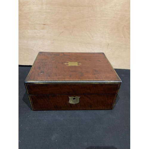 468 - Victorian writing box with key