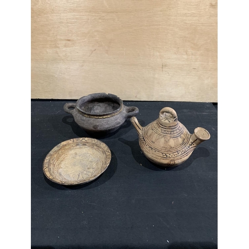 500 - Three ancient South American/Middle Eastern pottery pieces