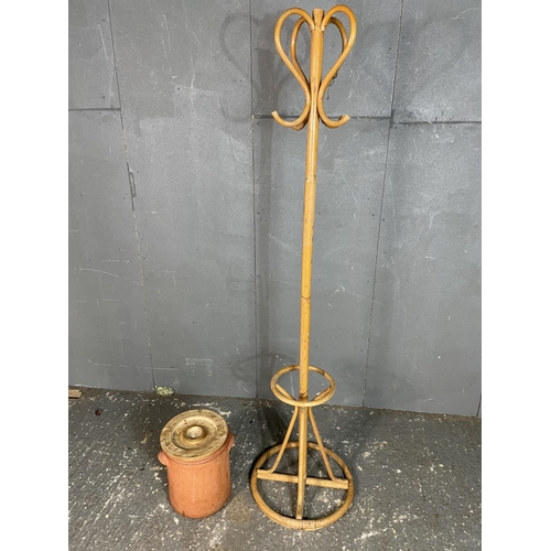 62 - A bamboo bentwood coat stand and a crock pot