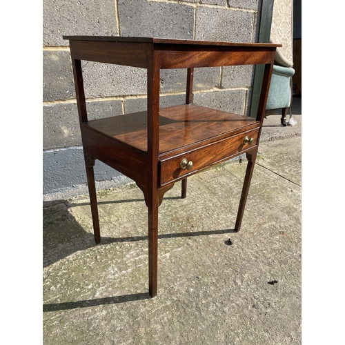 28 - A Victorian mahogany single drawer side table 56x40x78
