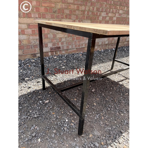 34 - An industrial lab style table 124x64x68