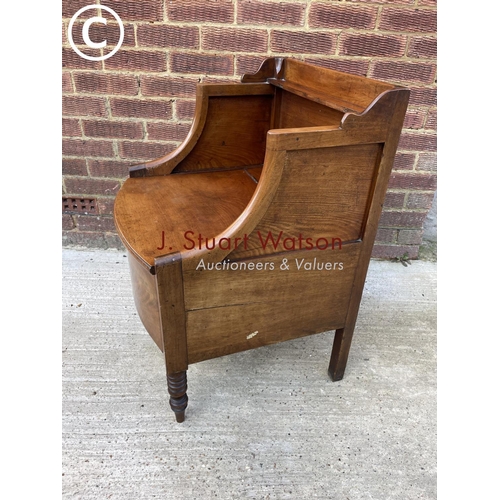 316 - A Victorian mahogany commode