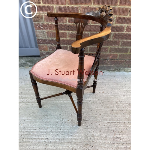 323 - A mahogany corner chair