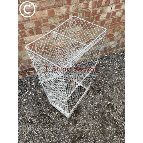 39 - A wirework vintage veg rack