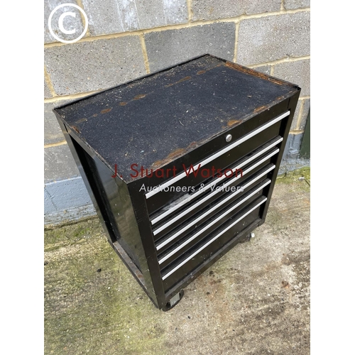 449 - A snap on style trolley tool chest of six drawers with contents (unlocked but no key)