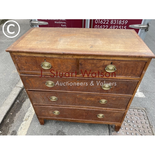 262 - An antique oak chest of five drawers