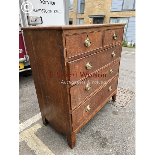 262 - An antique oak chest of five drawers