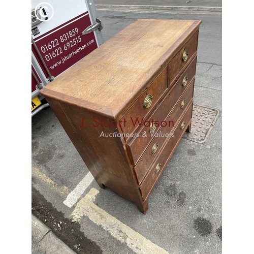 262 - An antique oak chest of five drawers