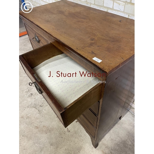 192 - A Victorian mahogany flat fronted chest of five drawers