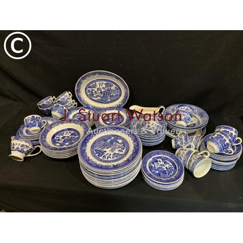 604 - Assorted blue and white willow pattern tea and dinnerware, Willow teapot and large jug (2nd photo)