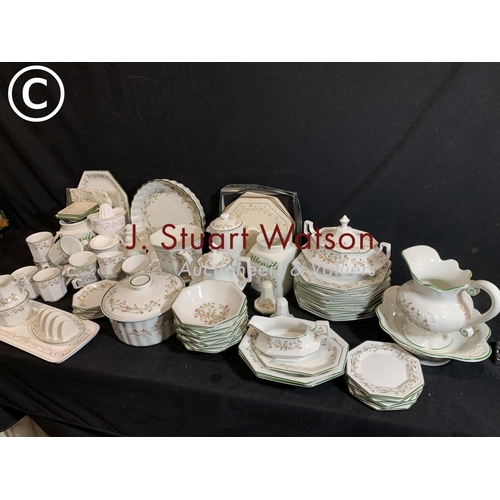 616 - Large qty of Eternal Beau tea, dinnerware and accessories, approx 70 pieces (3 photos) (3)