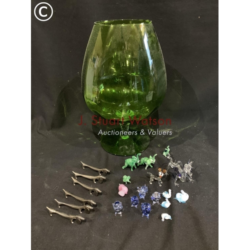 701 - Large green glass brandy balloon, glass animals (1 a/f) and dog knife rests