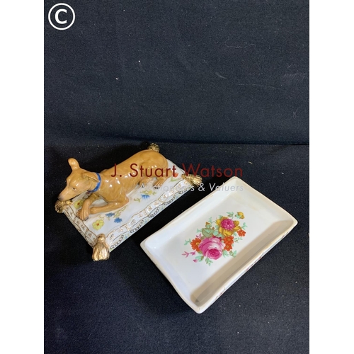 718 - Porcelain dog top box