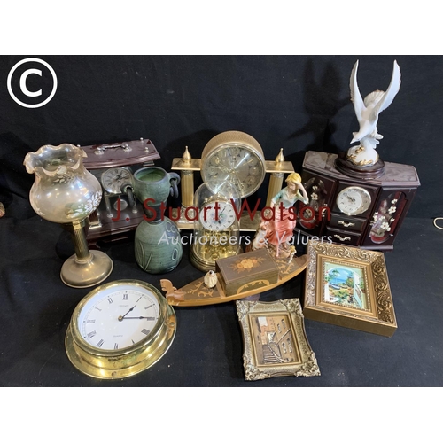 742 - Clocks, Figure, Bird, gondolier and picturex