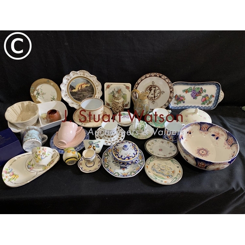 779 - Assorted decorative ceramics