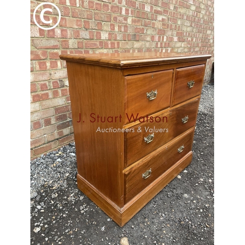 118 - An Edwardian chest of four drawers 90x48x90