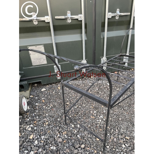 370 - A iron work garden / window seat frame