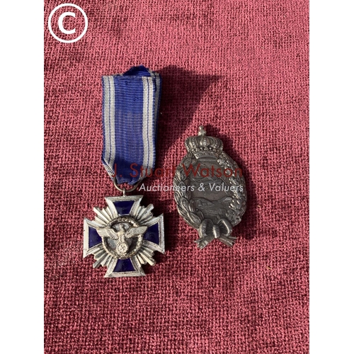 513 - 2 German WW2 medals