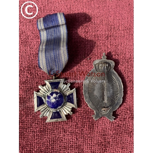 513 - 2 German WW2 medals