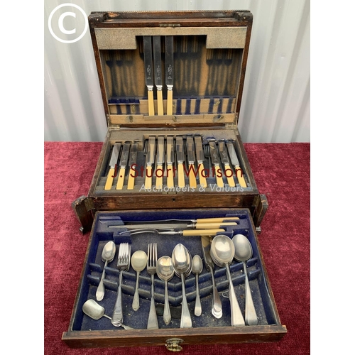 570 - Oak cased Part Canteen and assorted cutlery