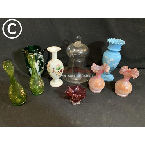 631 - 9 pieces of Victorian glass