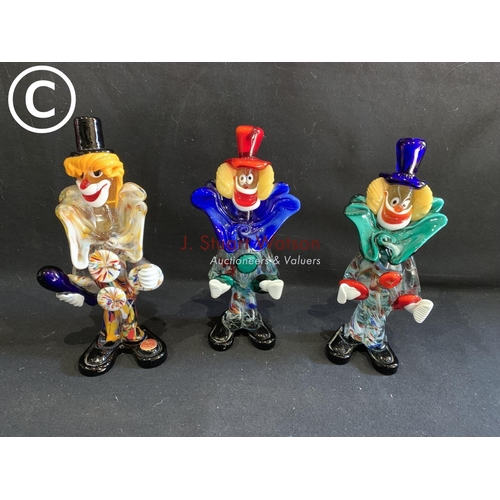 657 - 3 Murano glass clown figures, height 24cms (no damage)