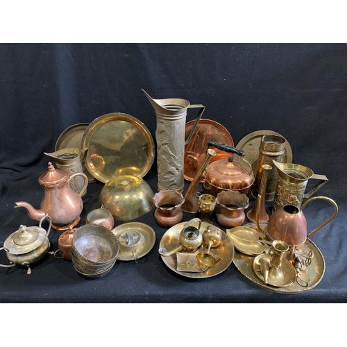 976 - Large collection of copper and brassware including trench art shell case dated 1917