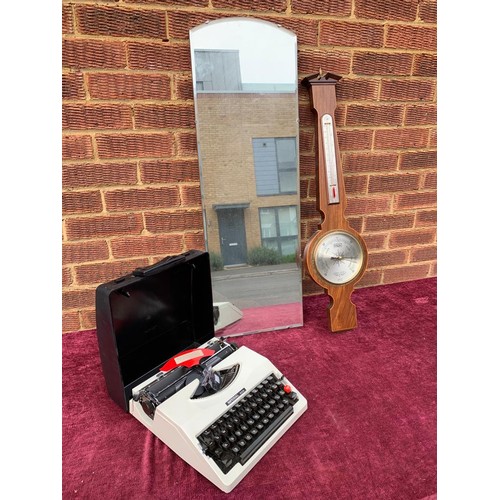 994 - Mirror, typewriter and barometer