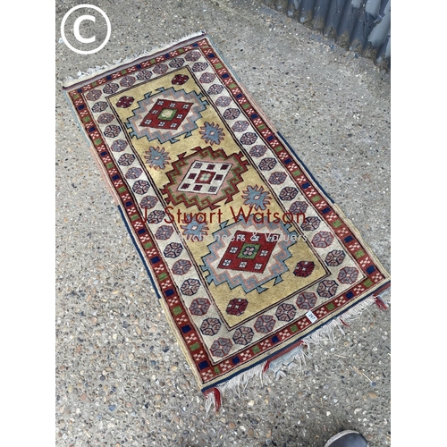 267 - Aztec rug 160x80