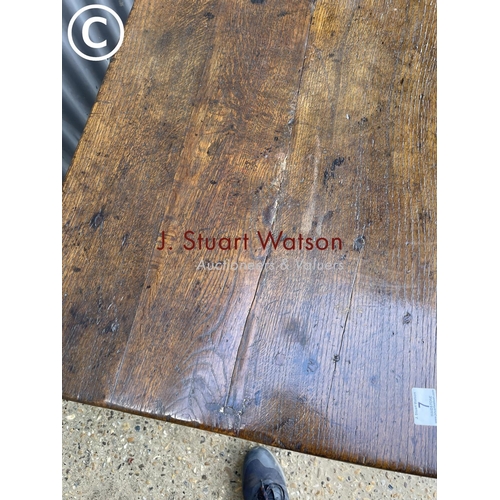 7 - An antique oak table 102x60x72