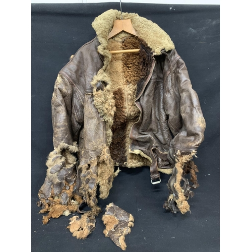 630 - WW2 Irvin Flying Jacket - Fighter pilot, in need of repair