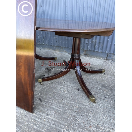 220 - A victorian twin pedestal mahogany d end dining table with extension leaf, together with 8 (5&3) Vic... 