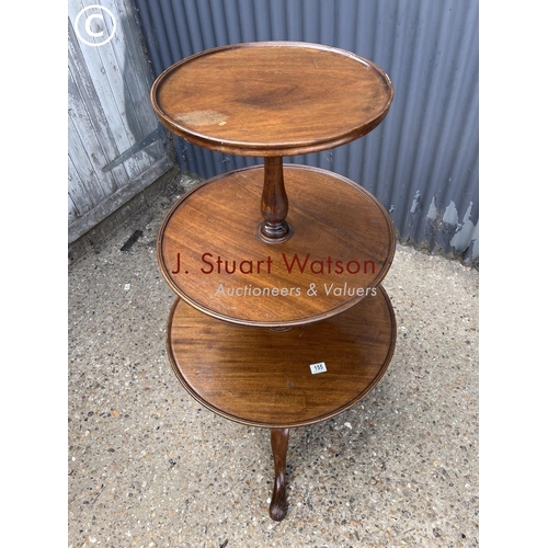 155 - A Georgian mahogany three tier dumb waiter stand 4ft tall (af to foot, loose at screw joints)