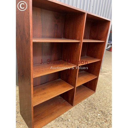 43 - A mid century danish rosewood open bookcase with adjustable shelves 116x30x116