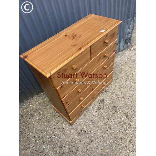 6 - A modern pine chest of six drawers