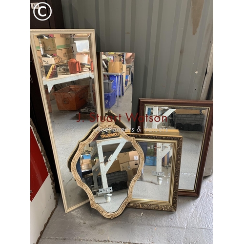 950 - Five assorted mirrors