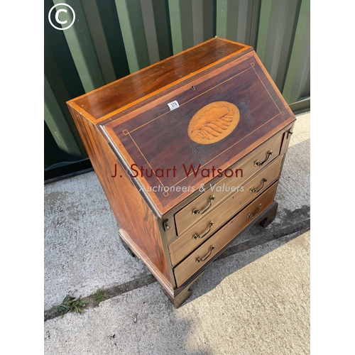 350E - An Edwardian mahogany bureau with satinwood inlay and fitted to the interior