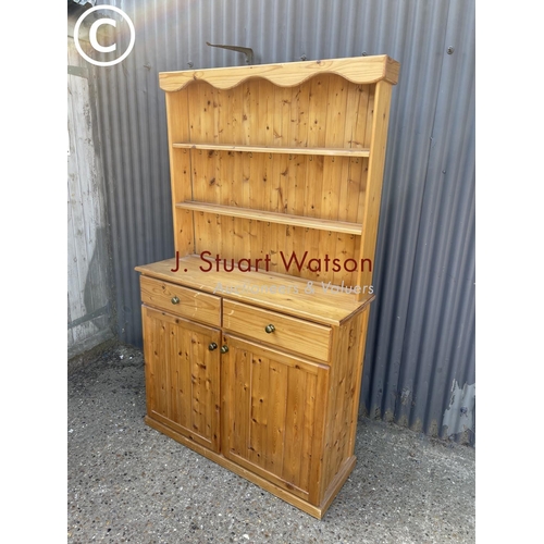 262 - A pine dresser