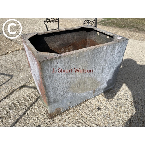 481 - Two wheelbarrows