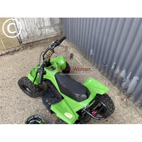 498 - Electric mini moto 'crazy quads' childrens quad. Takes charge and drives