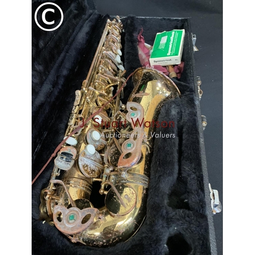 511 - Vintage saxophone in case,