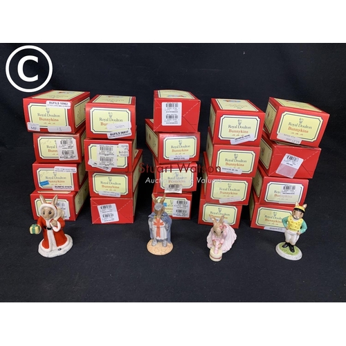 583 - 20 Royal Doulton Boxed Bunnykins figures