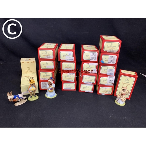 584 - 20 Royal Doulton Boxed Bunnykins figures