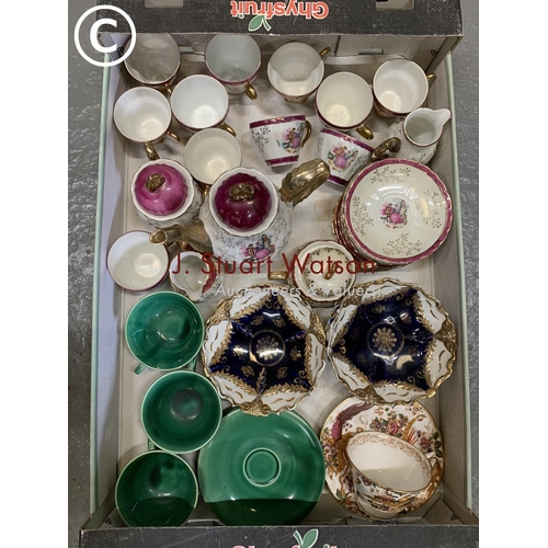 591 - Tray of decorative coffeeware