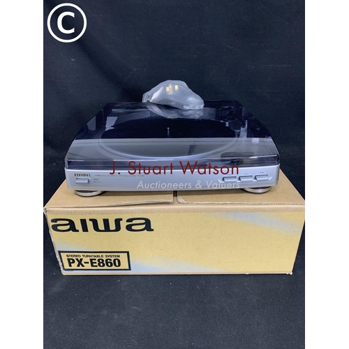 658 - Aiwa automatic turntable system