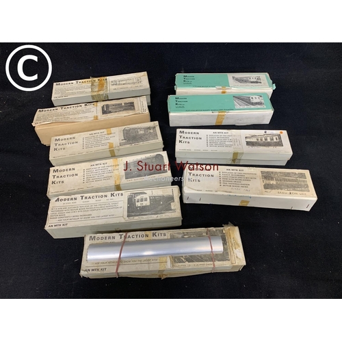791 - Ten boxed Modern Traction Kits