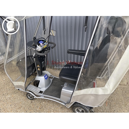 98 - A quingo mobility scooter with canopy top 925 hours FULL WORKING ORDER