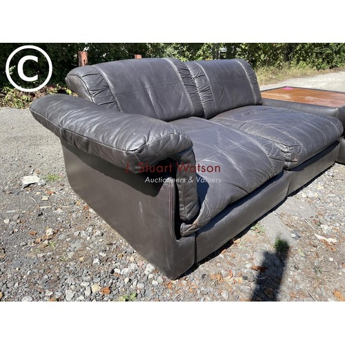 300a - A mid century modular corner lounge sofa set by Gimson Slater with cube coffee table corner piece
